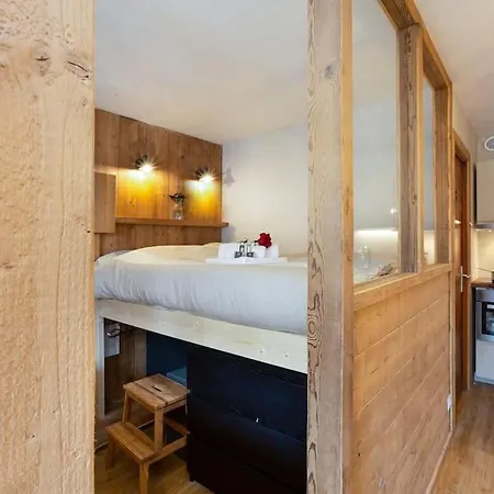 Apartament Cosy Studio With Free Parking Close To The Center